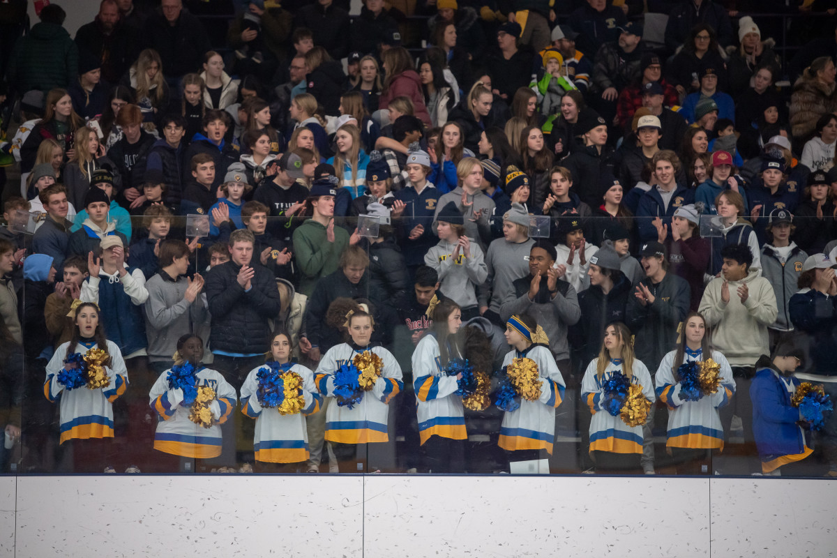 Minnetonka vs Wayzata Feb2-23 Earl Ebensteiner33